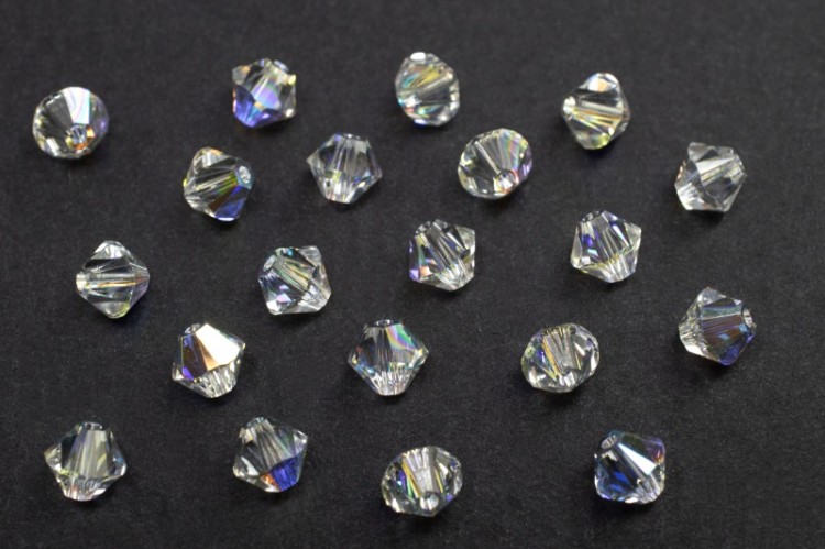 Бусина биконус Swarovski 5328 #001 AB 4мм Crystal AB, 5328-4-001-101, 20шт Бусина биконус Swarovski 5328 #001 AB 4мм Crystal AB, 5328-4-001-101, 20шт