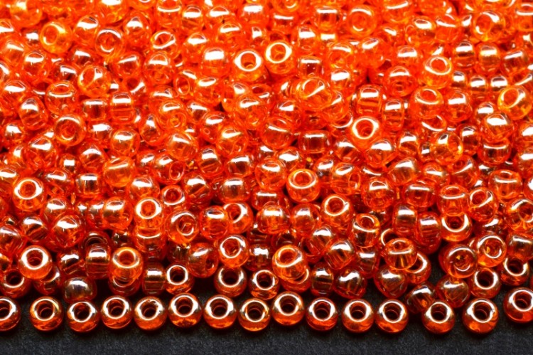 Бисер японский MIYUKI круглый 11/0 #0165 оранжевый, глянцевый прозрачный, 10 грамм Бисер японский MIYUKI круглый 11/0 #0165 оранжевый, глянцевый прозрачный, 10 грамм