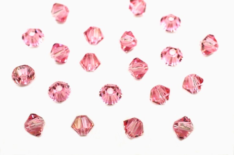 Бусина биконус Swarovski 5328 #223 3мм Light Rose, 5328-3-223, 20шт Бусина биконус Swarovski 5328 #223 3мм Light Rose, 5328-3-223, 20шт