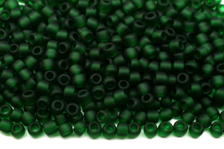 Бисер японский TOHO круглый 11/0 #0939F зеленый изумруд, матовый прозрачный, 10 грамм Бисер японский TOHO круглый 11/0 #0939F зеленый изумруд, матовый прозрачный, 10 грамм