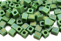 Бисер японский Miyuki Cube кубический 4мм #0411FR зеленый, матовый радужный непрозрачный, 10 грамм
