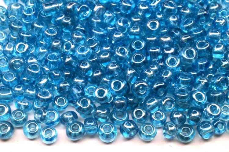 Бисер китайский круглый размер 6/0, цвет 0103 голубой прозрачный, блестящий, 450г Бисер китайский круглый размер 6/0, цвет 0103 голубой прозрачный, блестящий, 450г