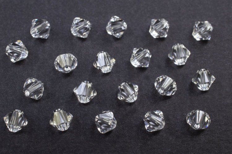 Бусина биконус Swarovski 5328 #001 4мм Crystal, 5328-4-001, 20шт Бусина биконус Swarovski 5328 #001 4мм Crystal, 5328-4-001, 20шт