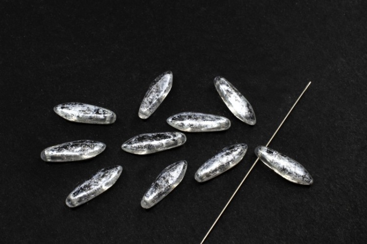 Бусины Dagger beads 16х5мм, отверстие 0,8мм, цвет 00030/94400 прозрачный с серебром, 736-010, 10шт Бусины Dagger beads 16х5мм, отверстие 0,8мм, цвет 00030/94400 прозрачный с серебром, 736-010, 10шт