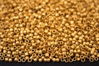 Бисер японский TOHO Treasure цилиндрический 11/0 #0712F золото 24К снаружи, матовый, 5 грамм