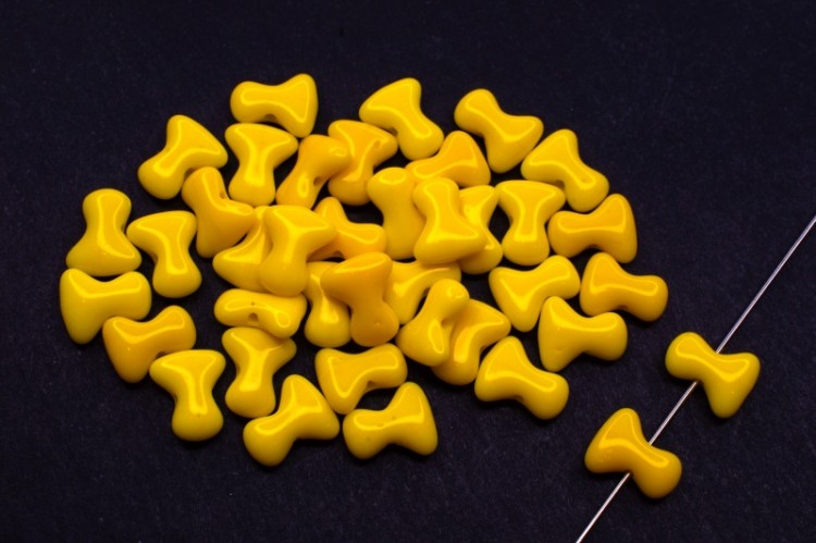 Бусины Tee beads 2х8мм, отверстие 0,5мм, цвет 83120 желтый непрозрачный, 730-031, 10г (около 50шт) Бусины Tee beads 2х8мм, отверстие 0,5мм, цвет 83120 желтый непрозрачный, 730-031, 10г (около 50шт)
