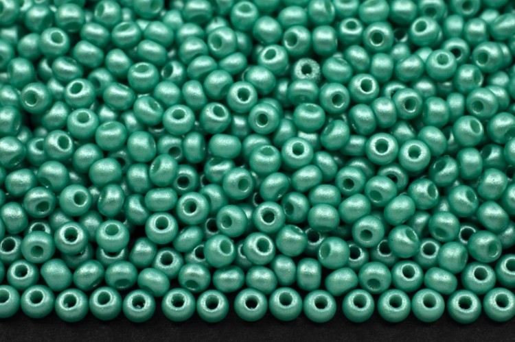 Бисер чешский PRECIOSA круглый 10/0 22016 зеленый, PermaLux, 1 сорт, 50г Бисер чешский PRECIOSA круглый 10/0 22016 зеленый, PermaLux, 1 сорт, 50г