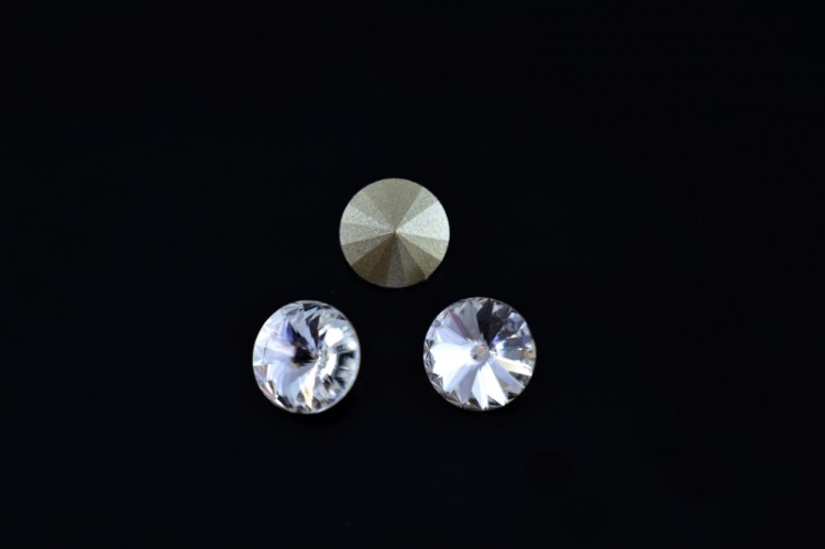 Риволи SWAROVSKI (Сваровски) SS39 (8мм), цвет #001 Crystal, , 1шт Риволи SWAROVSKI (Сваровски) SS39 (8мм), цвет #001 Crystal, , 1шт