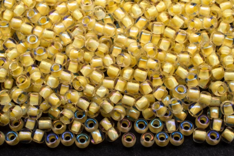 Купить Бисер японский TOHO круглый 11/0 #0182 хрусталь/желтый глянцевый,окрашенный изнутри, 10 грамм