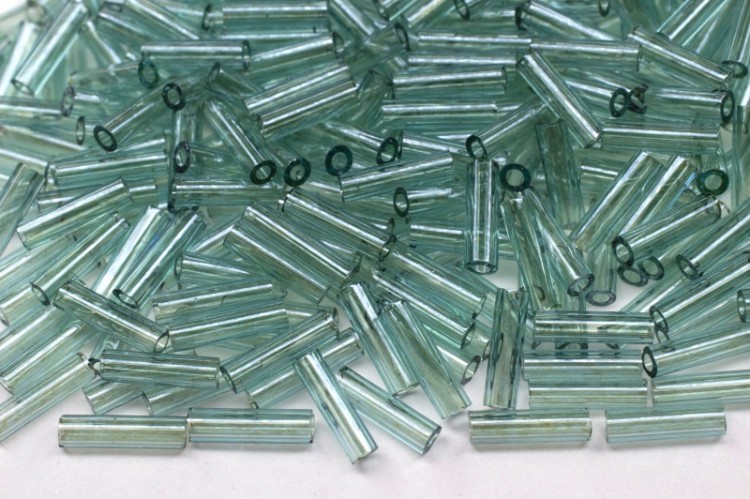 Бисер японский Miyuki Bugle стеклярус 6мм #2445 морская пена, глянцевый прозрачный, 10 грамм Бисер японский Miyuki Bugle стеклярус 6мм #2445 морская пена, глянцевый прозрачный, 10 грамм