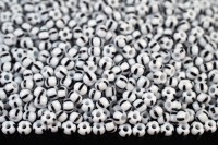 Бисер чешский PRECIOSA круглый 6/0 03590 белый с черными полосами, непрозрачный, 50г