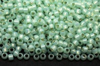 Бисер японский TOHO круглый 8/0 #2118 молочный светлый перидот, серебряная линия внутри, 10 грамм