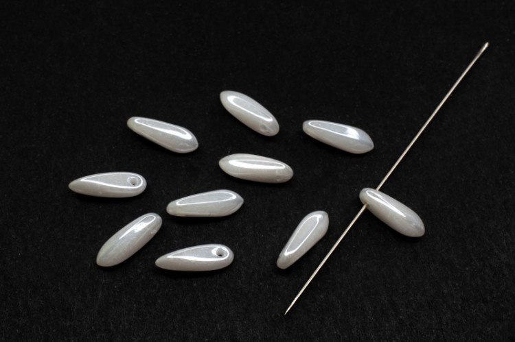 Бусины Dagger beads 11х3мм, отверстие 0,8мм, цвет 02010/21402 белый, 736-003, 10шт Бусины Dagger beads 11х3мм, отверстие 0,8мм, цвет 02010/21402 белый, 736-003, 10шт