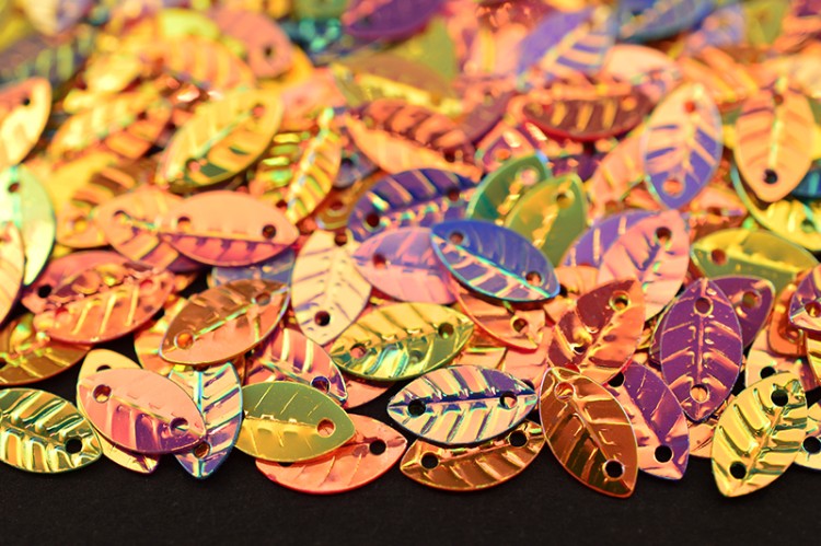 Пайетки Листики 9х4мм, ассорти цветов, 1022-084, 10г Пайетки Листики 9х4мм, ассорти цветов, 1022-084, 10г