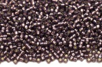 Бисер японский TOHO круглый 15/0 #2114 молочный мускатный орех, серебряная линия внутри, 10 грамм