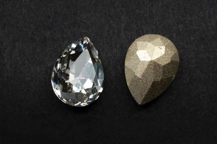 Кристалл Капля 18х13мм, цвет прозрачный, стекло, 26-059, 1шт Кристалл Капля 18х13мм, цвет прозрачный, стекло, 26-059, 1шт