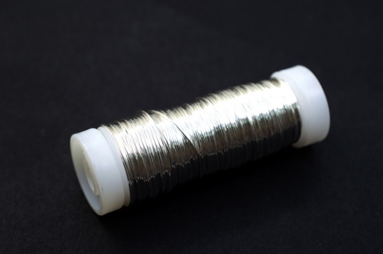 Проволока ювелирная EFCO, толщина 0,5мм, длина 25м, цвет серебро, медь, 1009-175, 1шт Проволока ювелирная EFCO, толщина 0,5мм, длина 25м, цвет серебро, медь, 1009-175, 1шт