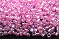 Бисер японский Miyuki Cube кубический 1,8мм #0207 розовый/хрусталь, окрашенный изнутри, 10 грамм