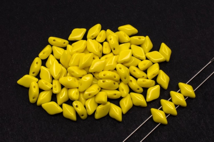 Бусины GemDuo 8х5мм, отверстие 0,8мм, цвет 83120 желтый непрозрачный, 709-014, 10г (около 64шт) Бусины GemDuo 8х5мм, отверстие 0,8мм, цвет 83120 желтый непрозрачный, 709-014, 10г (около 64шт)