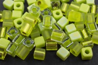 Бисер японский Miyuki Cube кубический 4мм #MIX33 оливковый, микс Peridot Medley, 10 грамм