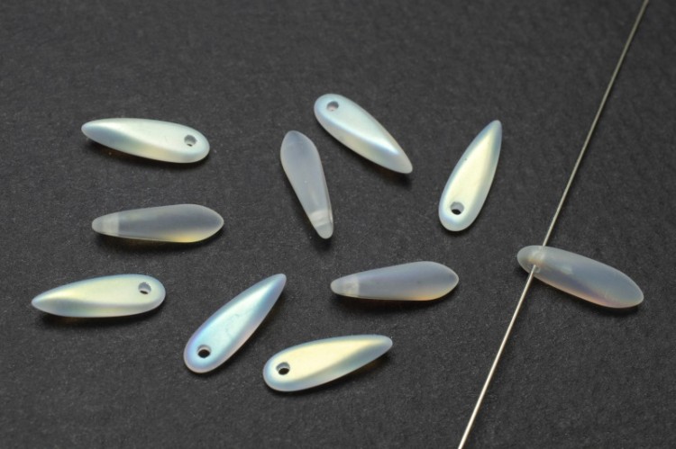 Бусины Dagger beads 11х3мм, отверстие 0,8мм, цвет 00030/28773 Crystal Full AB, матовый, 736-119, 10шт Бусины Dagger beads 11х3мм, отверстие 0,8мм, цвет 00030/28773 Crystal Full AB, матовый, 736-119, 10шт