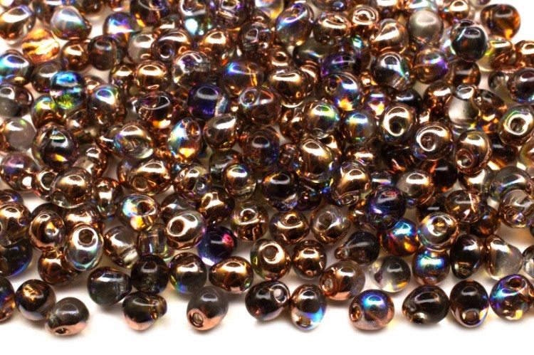 Бисер MIYUKI Drops 3,4мм #55020 Crystal Copper Rainbow, радужный прозрачный, 10 грамм Бисер MIYUKI Drops 3,4мм #55020 Crystal Copper Rainbow, радужный прозрачный, 10 грамм