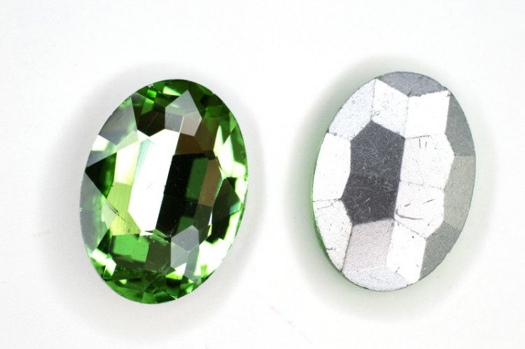 Кристалл Овал 25х18мм, цвет светло-зеленый, стекло, 26-186, 2шт Кристалл Овал 25х18мм, цвет светло-зеленый, стекло, 26-186, 2шт