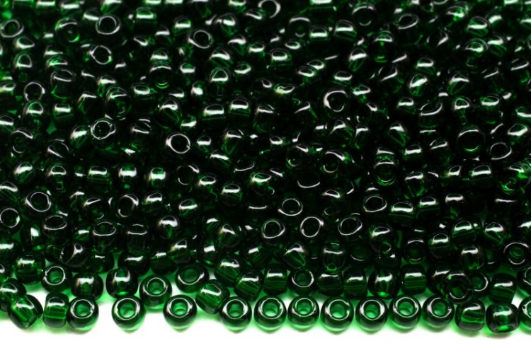 Бисер японский TOHO круглый 11/0 #0939 зеленый изумруд, прозрачный, 10 грамм Бисер японский TOHO круглый 11/0 #0939 зеленый изумруд, прозрачный, 10 грамм