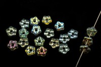 Бусина Flower 5мм, отверстие 1мм, цвет 00030/98539 Crystal/Green Rainbow, 733-021, 20шт