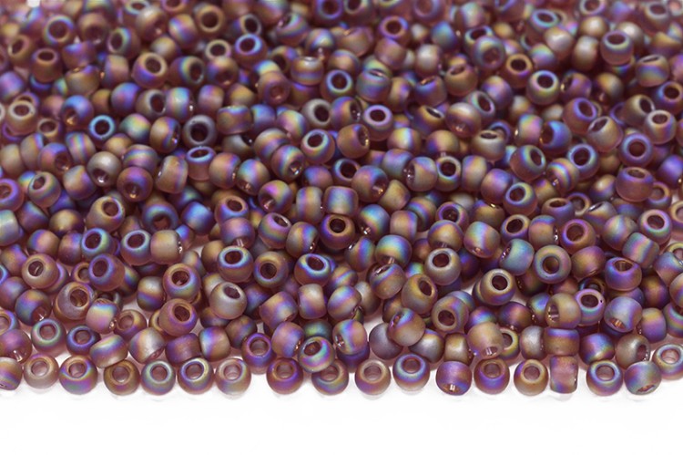 Бисер японский TOHO круглый 11/0 #0166BF аметист матовый, радужный прозрачный, 10 грамм Бисер японский TOHO круглый 11/0 #0166BF аметист матовый, радужный прозрачный, 10 грамм