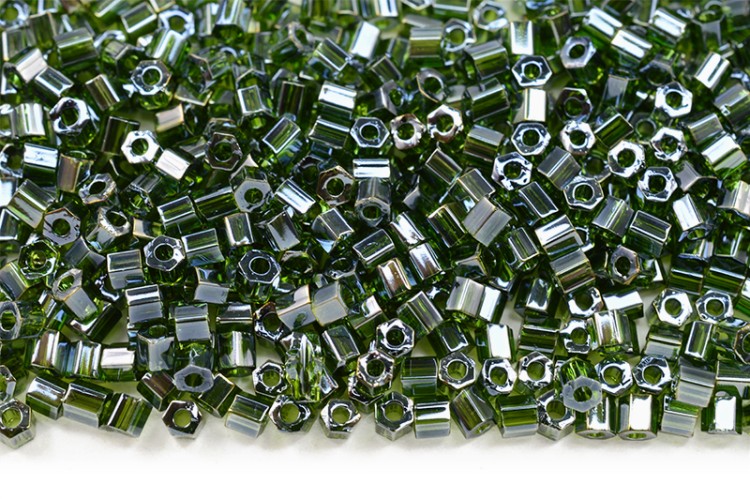 Бисер японский TOHO Hexagon шестиугольный 11/0 #0119 оливковый, глянцевый прозрачный, 5 грамм Бисер японский TOHO Hexagon шестиугольный 11/0 #0119 оливковый, глянцевый прозрачный, 5 грамм