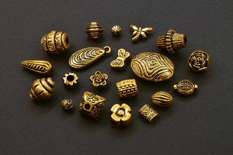 Бусины акриловые Микс 8-17х3-17мм, цвет античное золото, 540-242, 10г (около 10шт) Бусины акриловые Микс 8-17х3-17мм, цвет античное золото, 540-242, 10г (около 10шт)