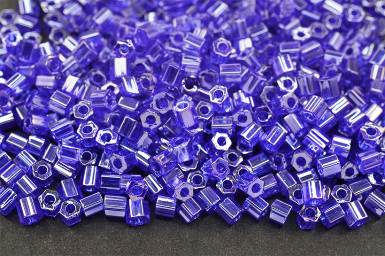 Бисер японский TOHO Hexagon шестиугольный 11/0 #0116 кобальт, глянцевый прозрачный, 5 грамм Бисер японский TOHO Hexagon шестиугольный 11/0 #0116 кобальт, глянцевый прозрачный, 5 грамм