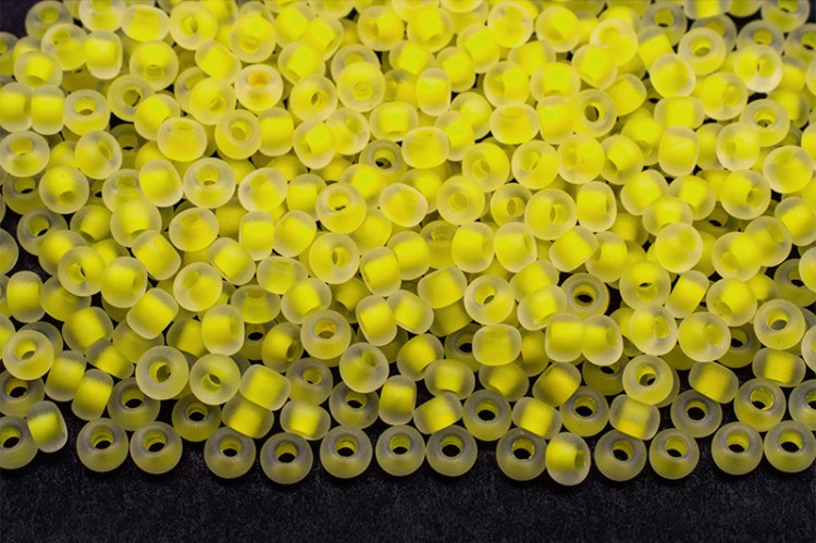 Бисер чешский PRECIOSA круглый 10/0 38786М матовый прозрачный желтый неон, 1 сорт, 50г Бисер чешский PRECIOSA круглый 10/0 38786М матовый прозрачный желтый неон, 1 сорт, 50г