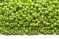Бисер японский TOHO круглый 8/0 #0131 зеленое яблоко, глянцевый непрозрачный, 10 грамм