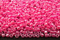 Бисер японский TOHO круглый 11/0 #0910 ярко-розовый, цейлон, 10 грамм