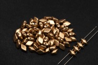 Бусины GemDuo 8х5мм, отверстие 0,8мм, цвет 00030/01710 светлое золото матовый металлик, 709-095, 10г (около 64шт)