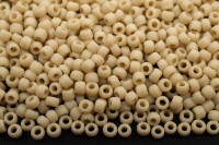 Бисер японский TOHO круглый 11/0 #0051F светло-бежевый, матовый непрозрачный, 10 грамм