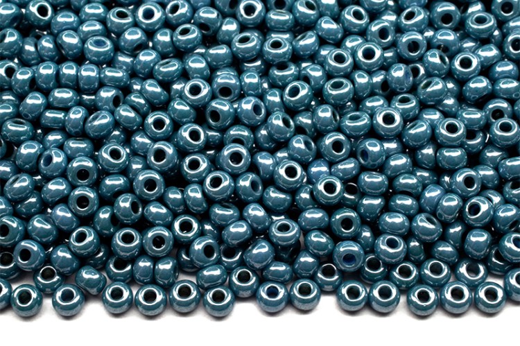 Бисер чешский PRECIOSA круглый 10/0 33025 серо-синий непрозрачный, 2 сорт, 50г Бисер чешский PRECIOSA круглый 10/0 33025 серо-синий непрозрачный, 2 сорт, 50г