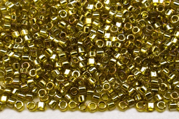 Бисер японский MIYUKI Delica цилиндр 11/0 DB-0124 оливковый, золотое сияние, 5 грамм Бисер японский MIYUKI Delica цилиндр 11/0 DB-0124 оливковый, золотое сияние, 5 грамм