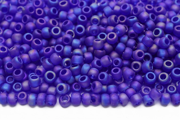 Бисер японский TOHO круглый 8/0 #0087F темный сапфир, матовый радужный прозрачный, 10 грамм Бисер японский TOHO круглый 8/0 #0087F темный сапфир, матовый радужный прозрачный, 10 грамм