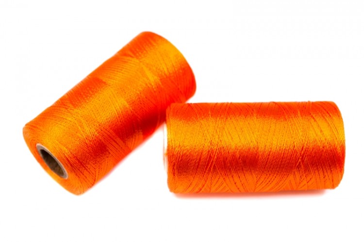 Нитки Doli для кистей и вышивки, цвет 0673 оранжевый, 100% вискоза, 500м, 1шт Нитки Doli для кистей и вышивки, цвет 0673 оранжевый, 100% вискоза, 500м, 1шт