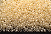 Бисер чешский PRECIOSA круглый 11/0 47113 кремовый непрозрачный, 50г