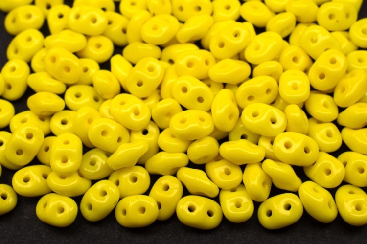 Бусины SuperDuo 2,5х5мм, отверстие 0,8мм, цвет 83120 желтый, 706-122, 10г (около 120шт) Бусины SuperDuo 2,5х5мм, отверстие 0,8мм, цвет 83120 желтый, 706-122, 10г (около 120шт)