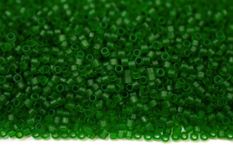 Бисер японский TOHO Treasure цилиндрический 11/0 #0007BF зеленая трава, матовый прозрачный, 5 грамм Бисер японский TOHO Treasure цилиндрический 11/0 #0007BF зеленая трава, матовый прозрачный, 5 грамм