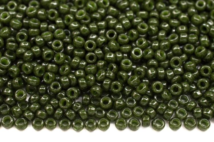 Бисер японский MIYUKI круглый 15/0 #1488 зеленый лес, непрозрачный, 10 грамм Бисер японский MIYUKI круглый 15/0 #1488 зеленый лес, непрозрачный, 10 грамм