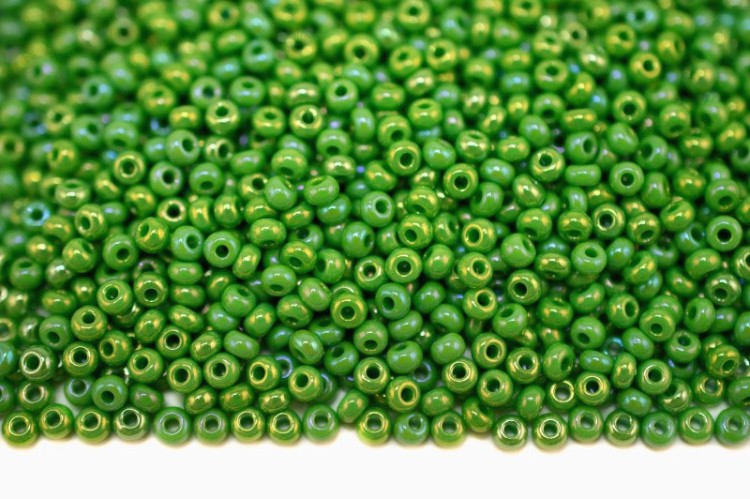 ОПТ Бисер чешский PRECIOSA круглый 10/0 54230 зеленый непрозрачный радужный, 1 сорт, 500 грамм ОПТ Бисер чешский PRECIOSA круглый 10/0 54230 зеленый непрозрачный радужный, 1 сорт, 500 грамм