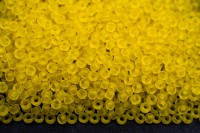 Бисер японский MIYUKI круглый 11/0 #0136F желтый, матовый прозрачный, 10 грамм