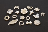 Бусины акриловые Микс 11-25х8-25х2-6мм, отверстие 1,5мм, цвет кремовый жемчужный, 540-029, 10г (около 10-17шт)