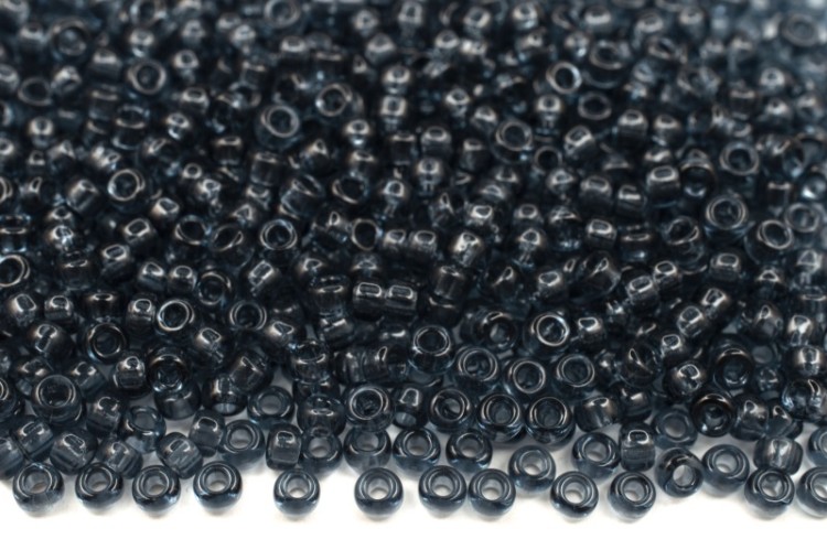 Бисер японский MIYUKI круглый 11/0 #2411 серый, прозрачный, 10 грамм Бисер японский MIYUKI круглый 11/0 #2411 серый, прозрачный, 10 грамм